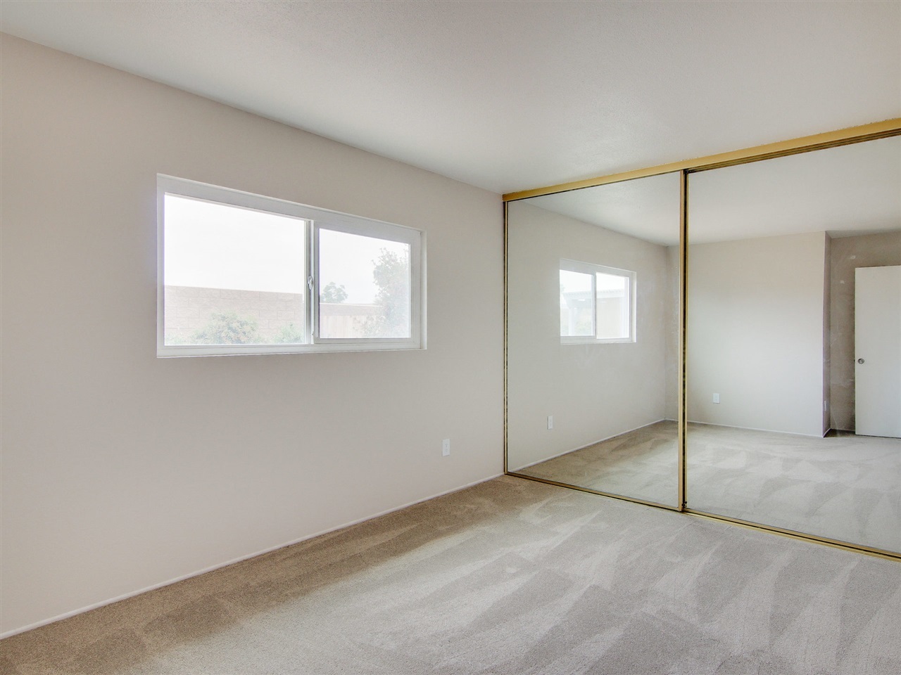 13925 Granville Drive Poway, CA 92064 - Photo 14 of 25