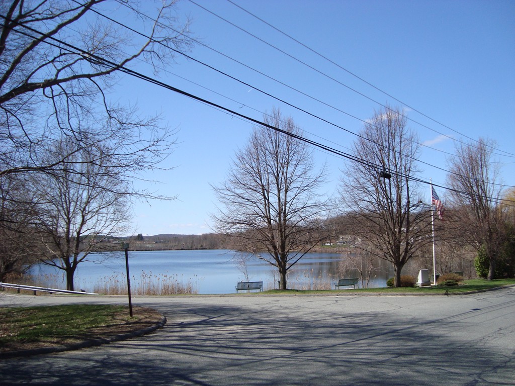 26 New Harbor Road Clinton, MA 01510 - Photo 28 of 28 Gallery Image 28