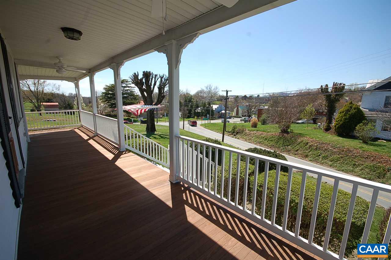 32 Madison Road Stanardsville, VA 22973 - Photo 8 of 50 a view of a porch