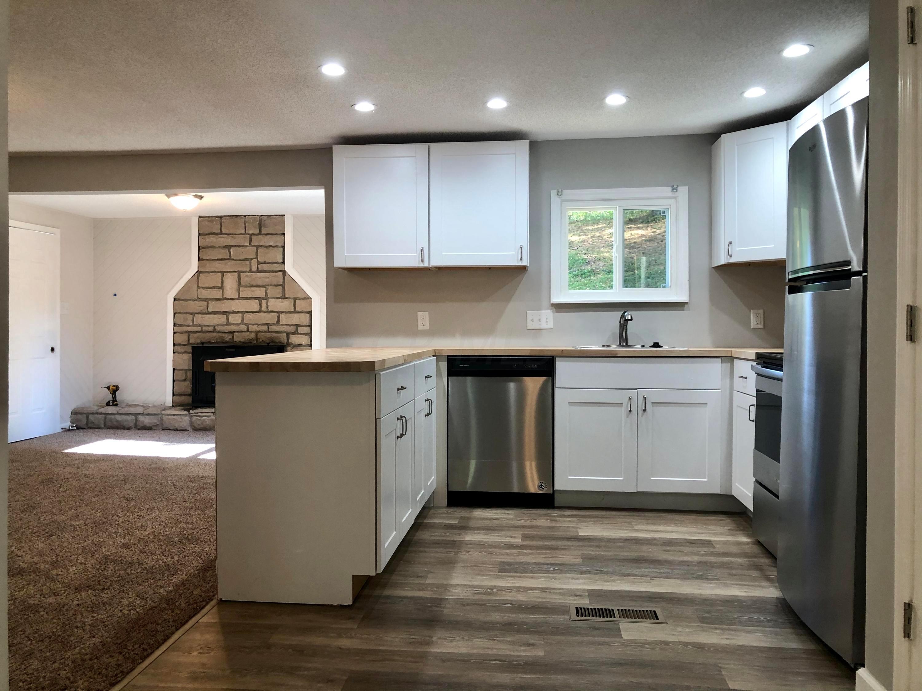 11172 Voris Road Logan, OH 43138 - Photo 6 of 18