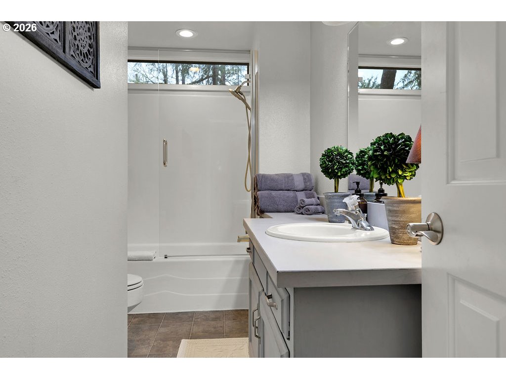 34846 Mathews Road Eugene, OR 97405 - Photo 28 of 45