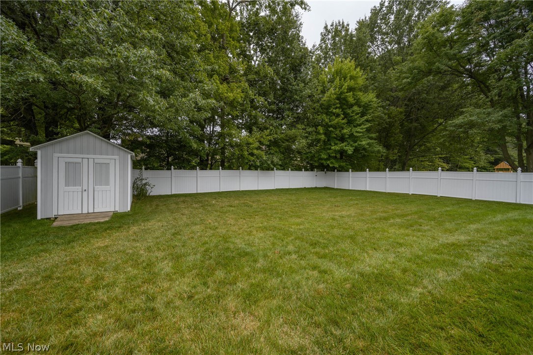 1055 Clark Road Wadsworth, OH 44281 - Photo 7 of 25 Gallery Image 7