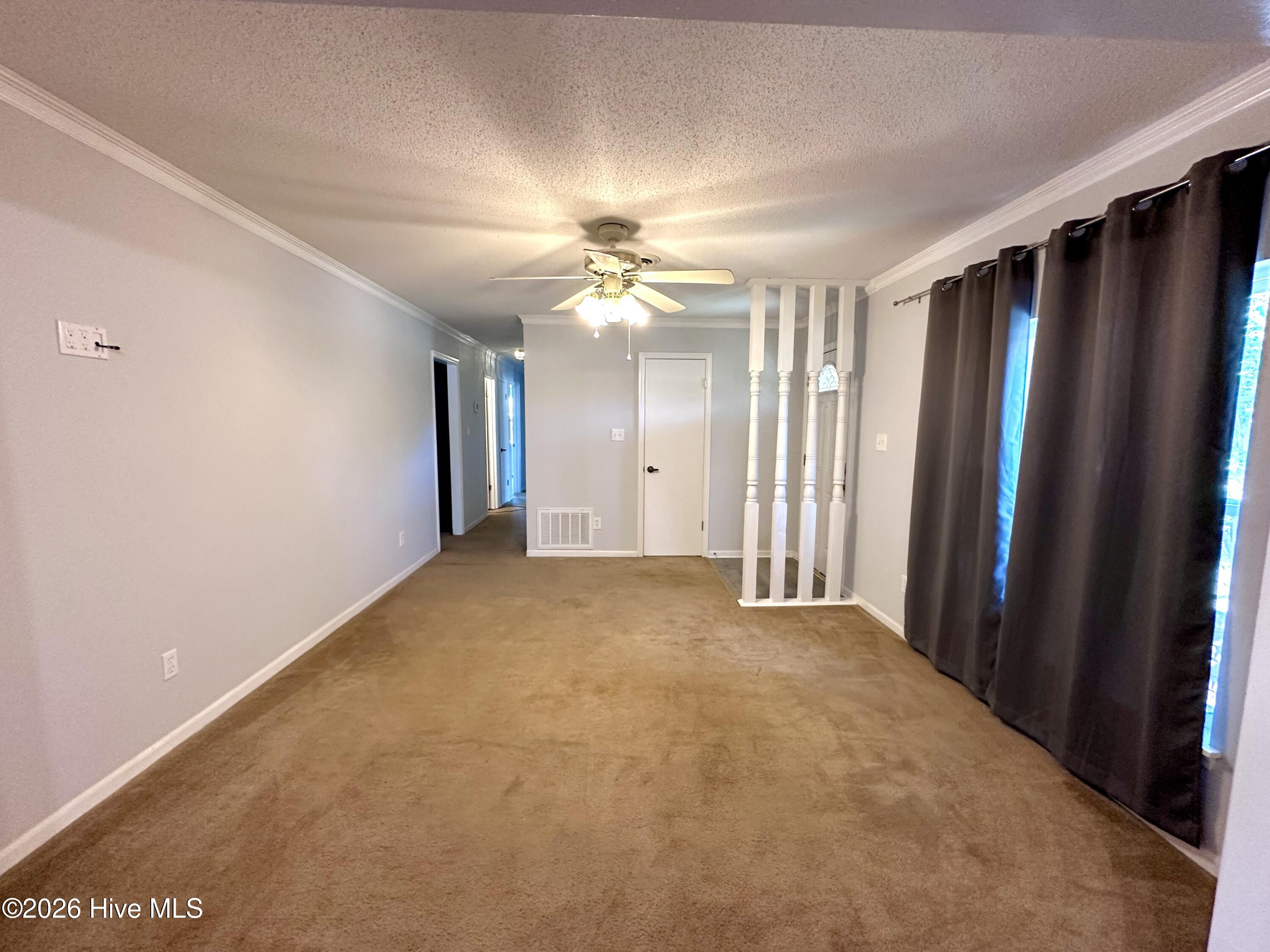 4558 Colonial Road Martinez, GA 30907 - Photo 10 of 27 Living Room
