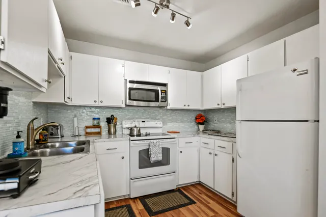 $180,000 | 2030 Coldspring Drive, Unit 708, North Charleston, SC 29406