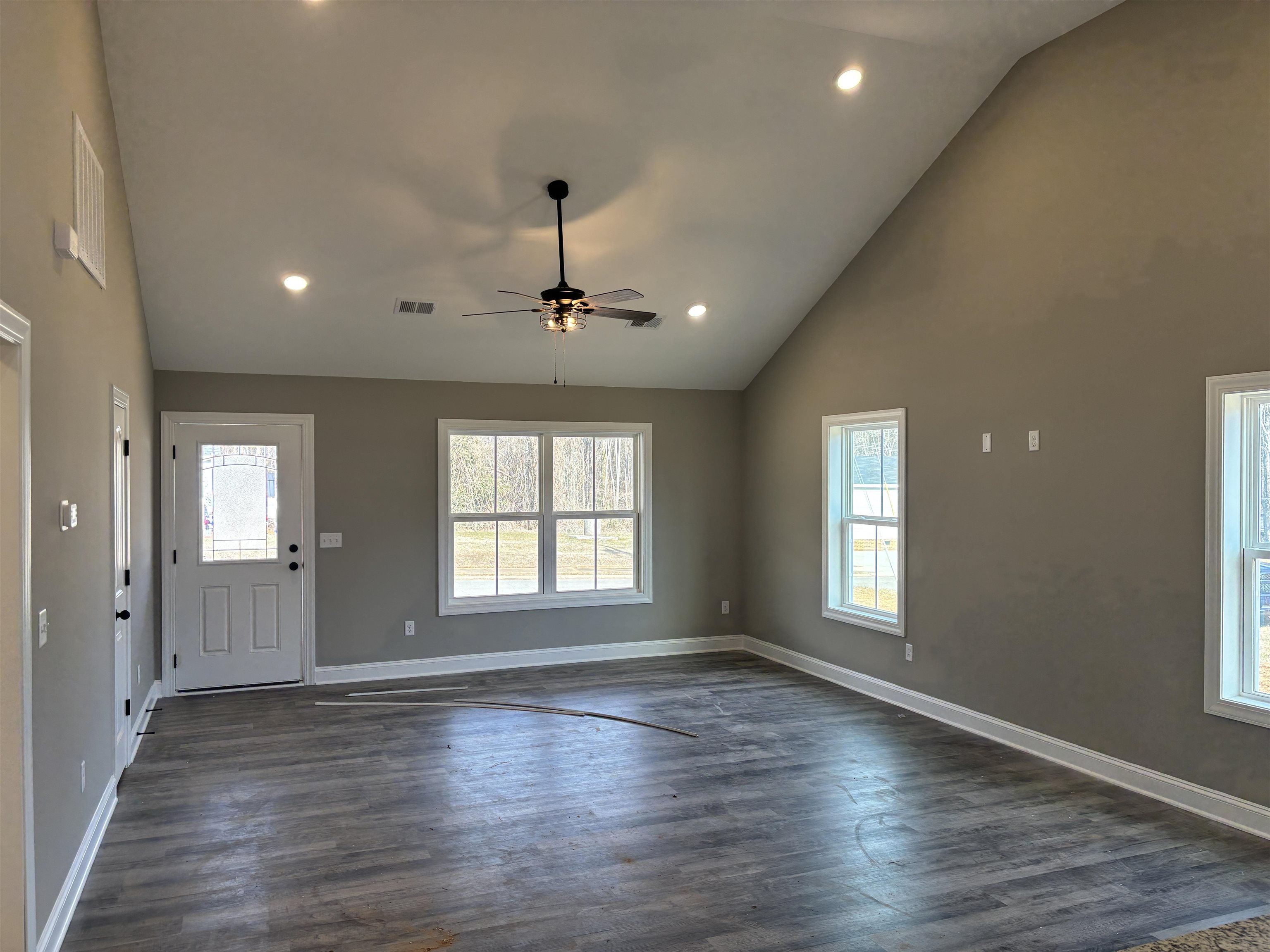 218 Gaffney Avenue Gaffney, SC 29341 - Photo 6 of 15