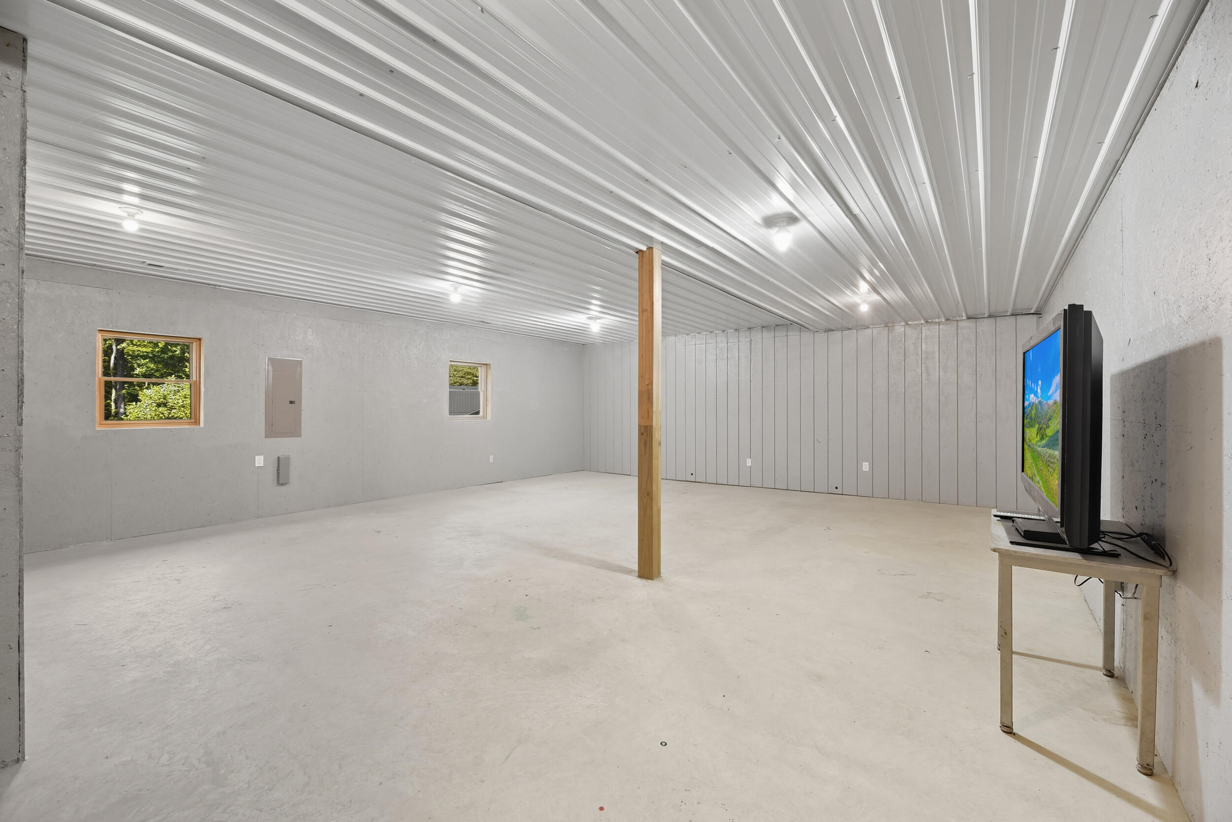 64778 Union Road Cassopolis, MI 49031 - Photo 18 of 38 30_032_grb_09_17_2025_10040