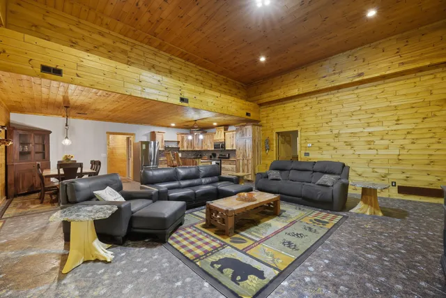 $3,190,000 | 64778 Union Road, Cassopolis, MI 49031