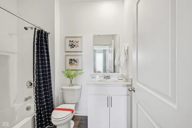 $438,900 | 5725 Flat Hill Drive, Indianapolis, IN 46239