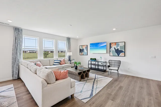 $438,900 | 5725 Flat Hill Drive, Indianapolis, IN 46239