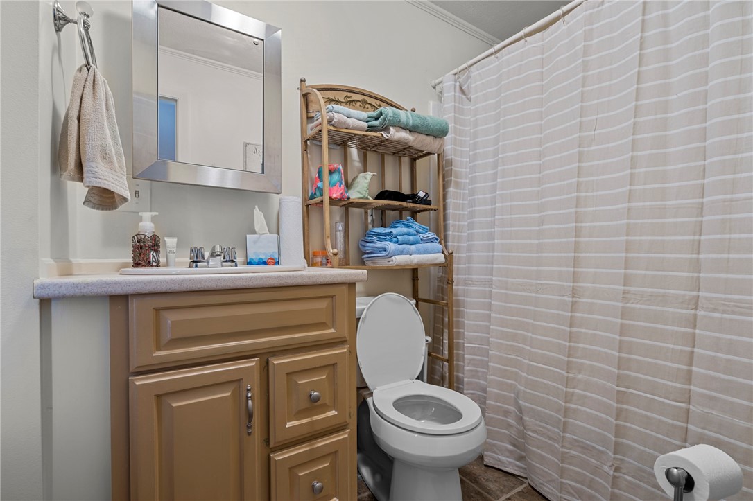 1027 Toll Gate Road Warwick, RI 02886 - Photo 19 of 34 Gallery Image 19