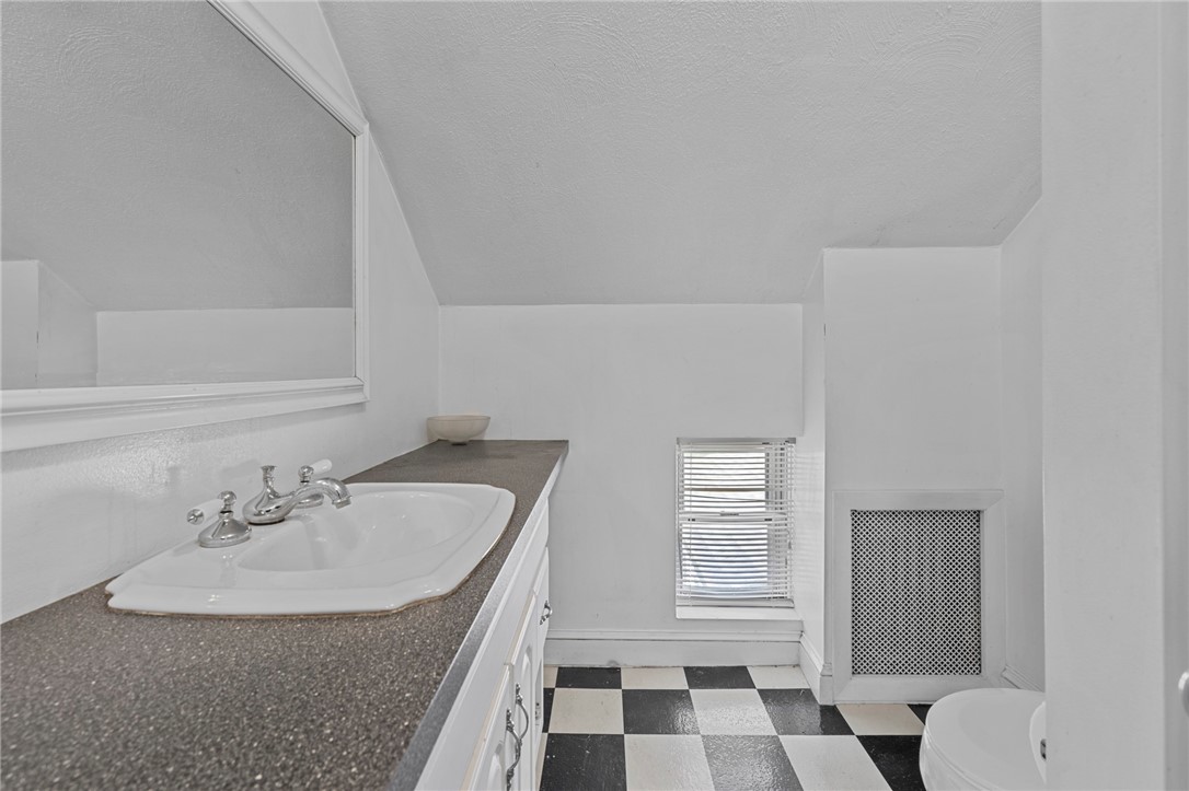 1027 Toll Gate Road Warwick, RI 02886 - Photo 26 of 34 Gallery Image 26
