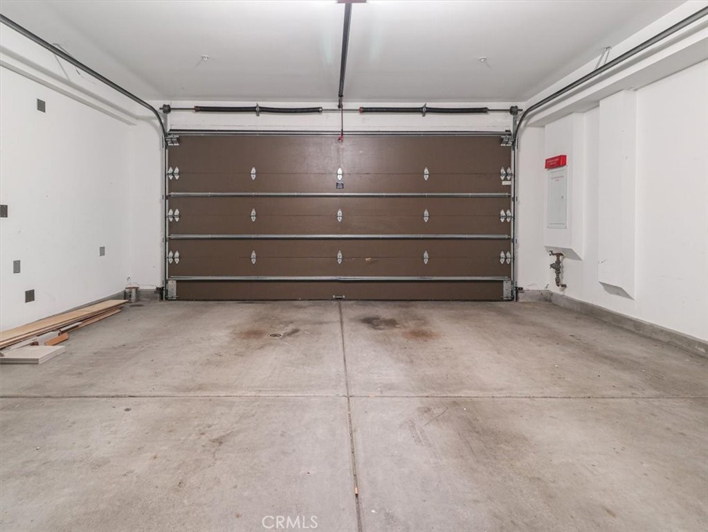 101 Omar Irvine, CA 92620 - Photo 8 of 42 a view of room with an empty space