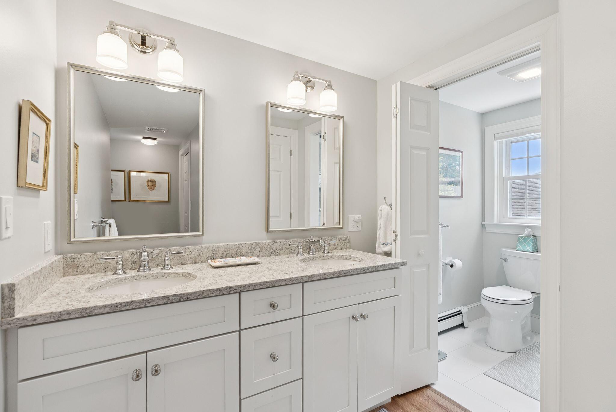 9 Oak Street Kennebunk, ME 04043 - Photo 26 of 50 33_DSC09082