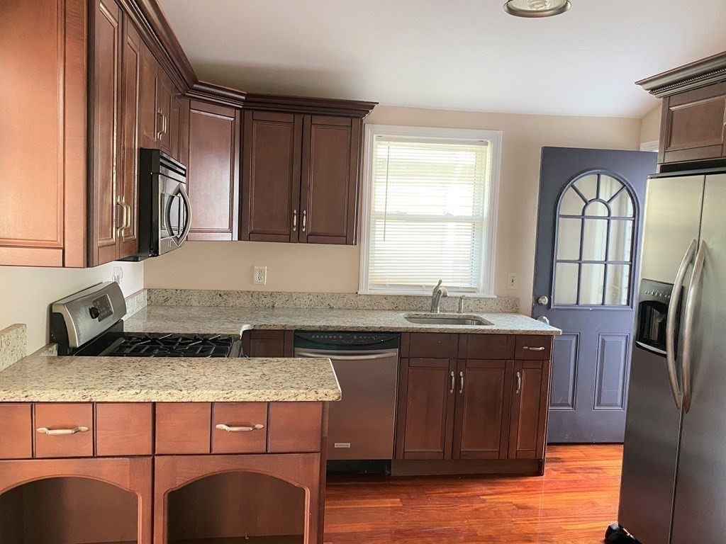 70 Spring Street Quincy, MA 02169 - Photo 11 of 32 Gallery Image 11