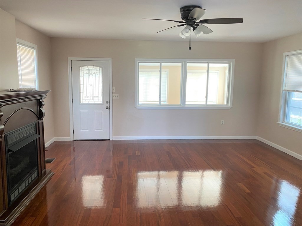 70 Spring Street Quincy, MA 02169 - Photo 8 of 32 Gallery Image 8