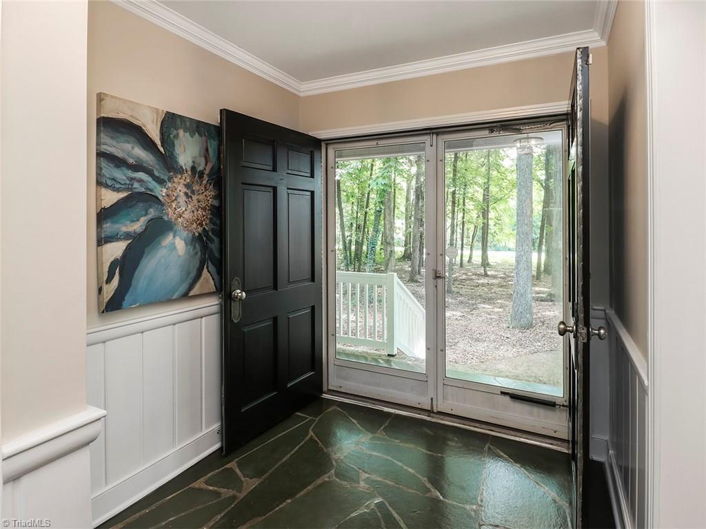 5516 High Point Road Greensboro, NC 27407 - Photo 4 of 30 Gallery Image 4