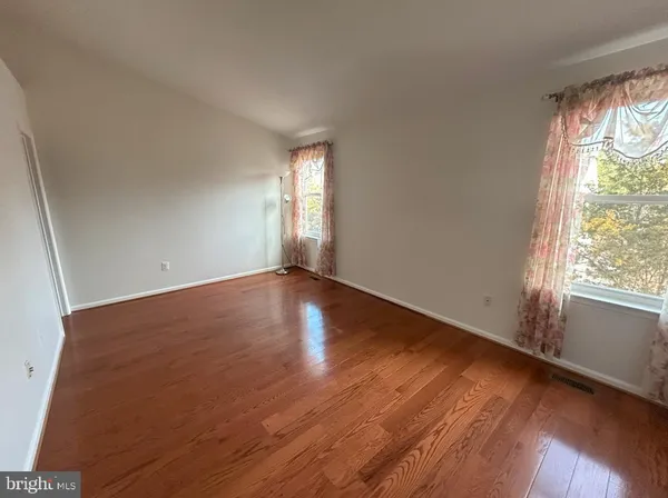 $2,850 | 6443 McCoy Road, Centreville, VA 20121