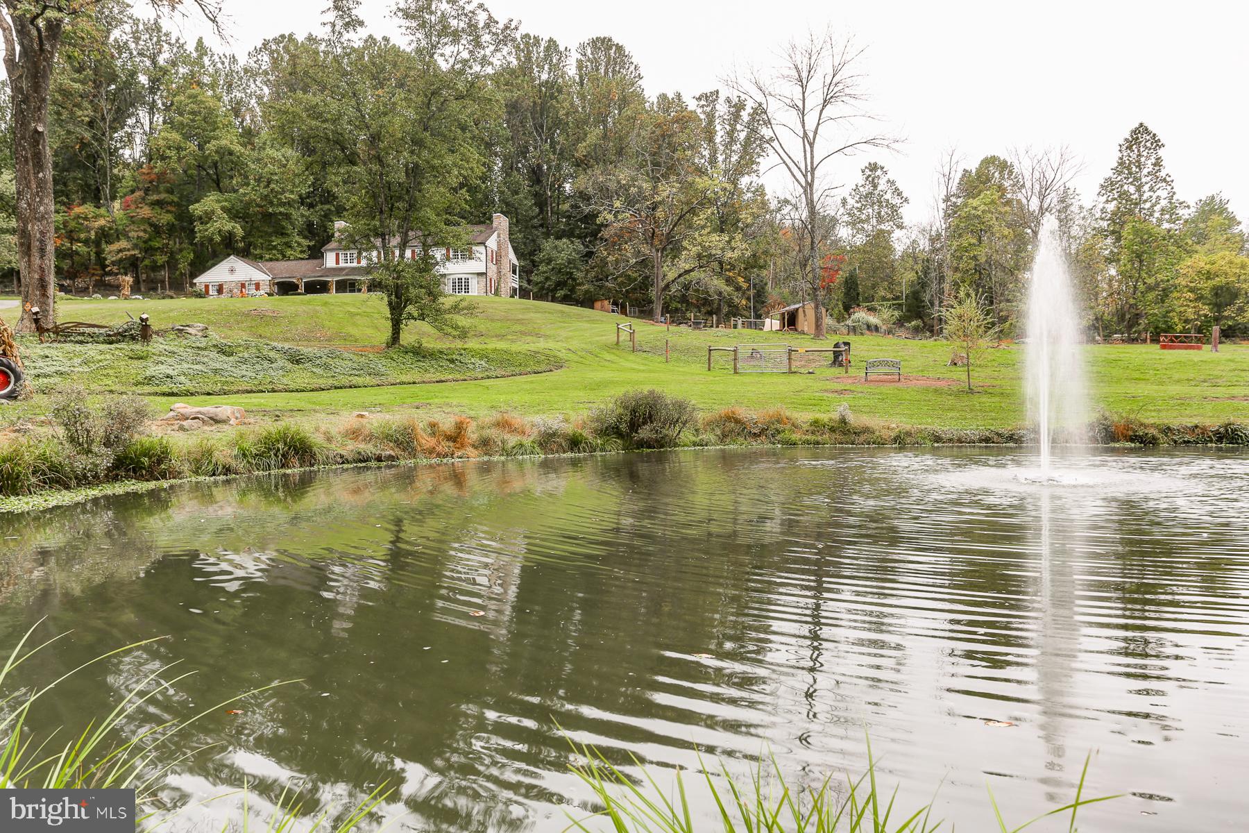 33 Oregon Road Reading, PA 19607 - Photo 1 of 109