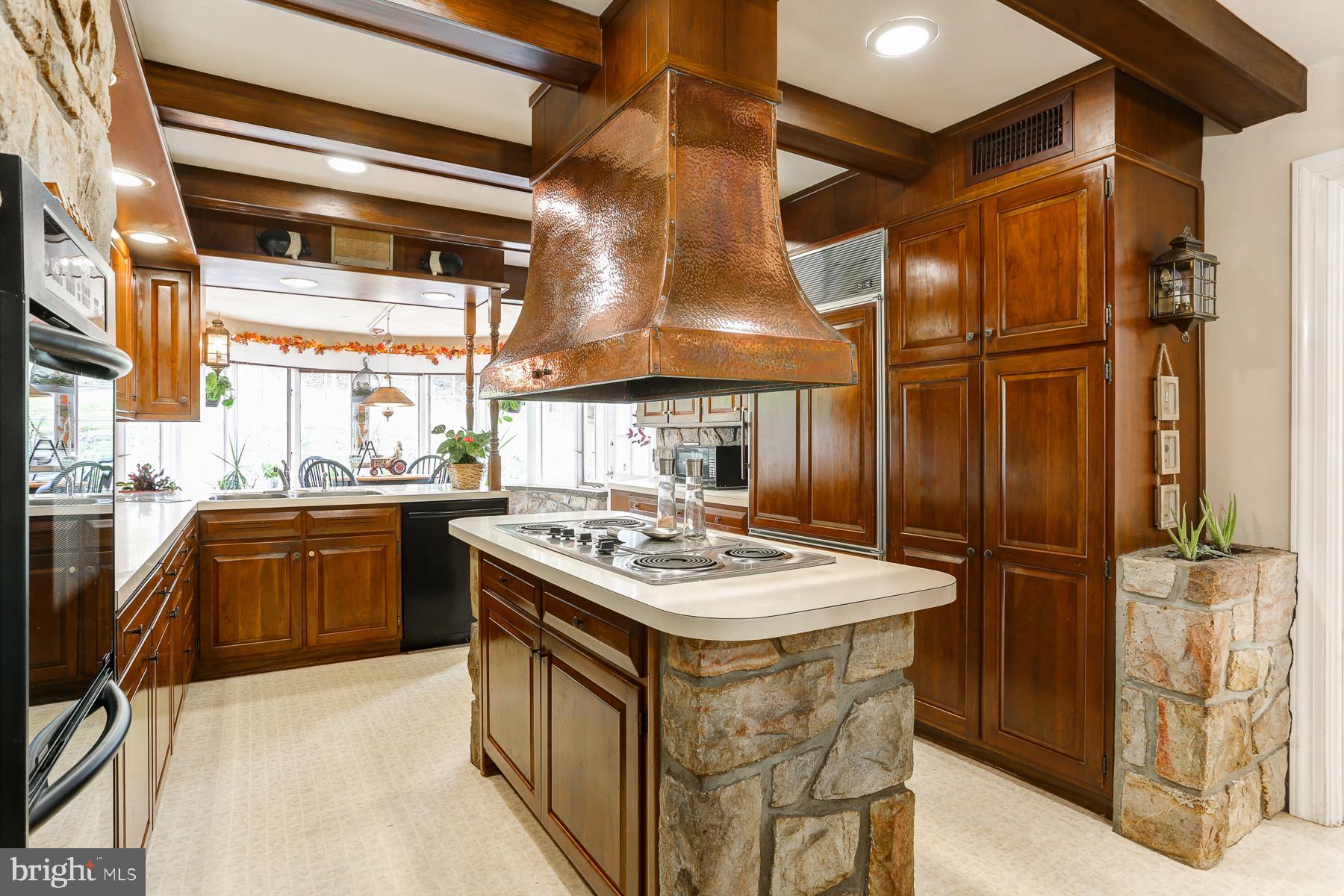 33 Oregon Road Reading, PA 19607 - Photo 18 of 109