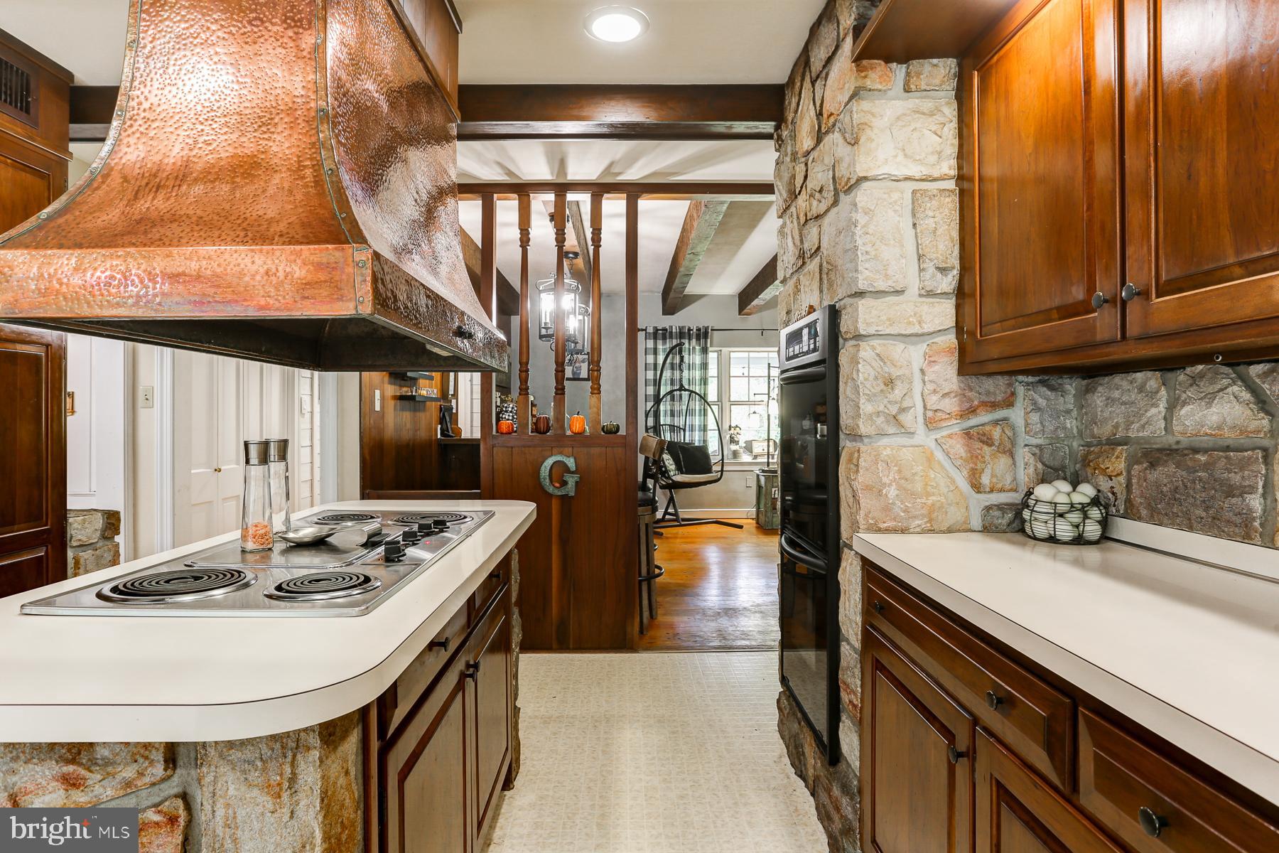 33 Oregon Road Reading, PA 19607 - Photo 23 of 109