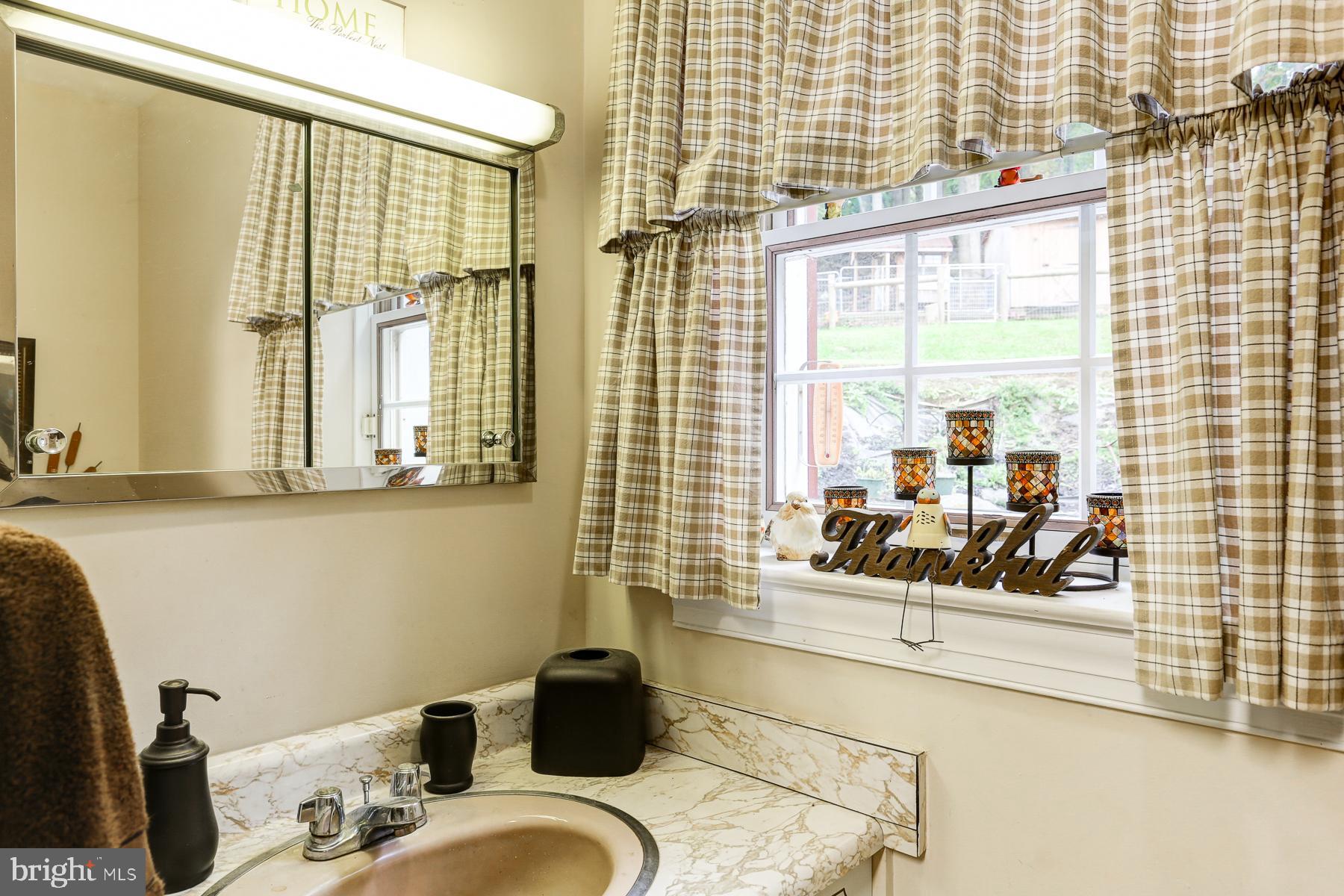 33 Oregon Road Reading, PA 19607 - Photo 36 of 109