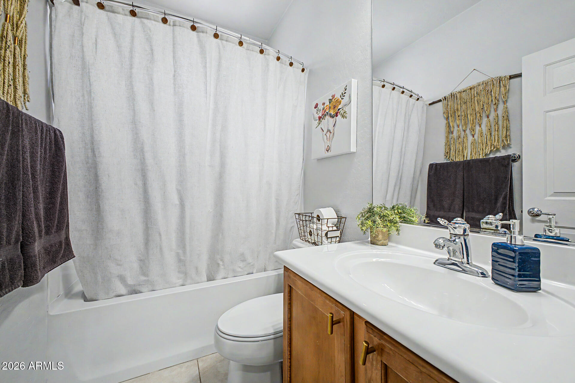 21052 West White Rock Road Buckeye, AZ 85396 - Photo 13 of 52 Front full bath