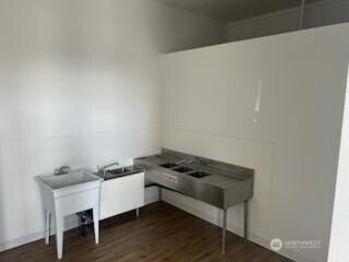 63281 Highway 14, Unit A Underwood, WA 98651 - Photo 12 of 15