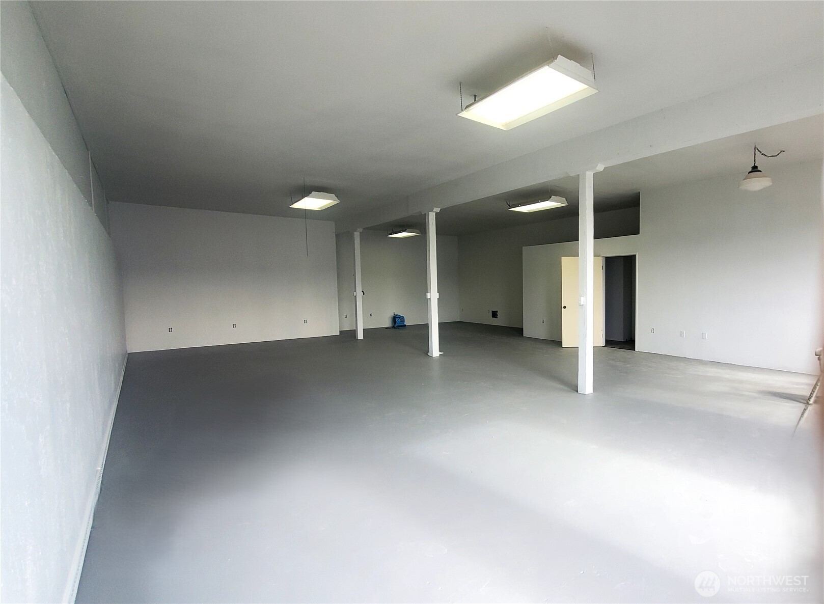 63281 Highway 14, Unit A Underwood, WA 98651 - Photo 5 of 15