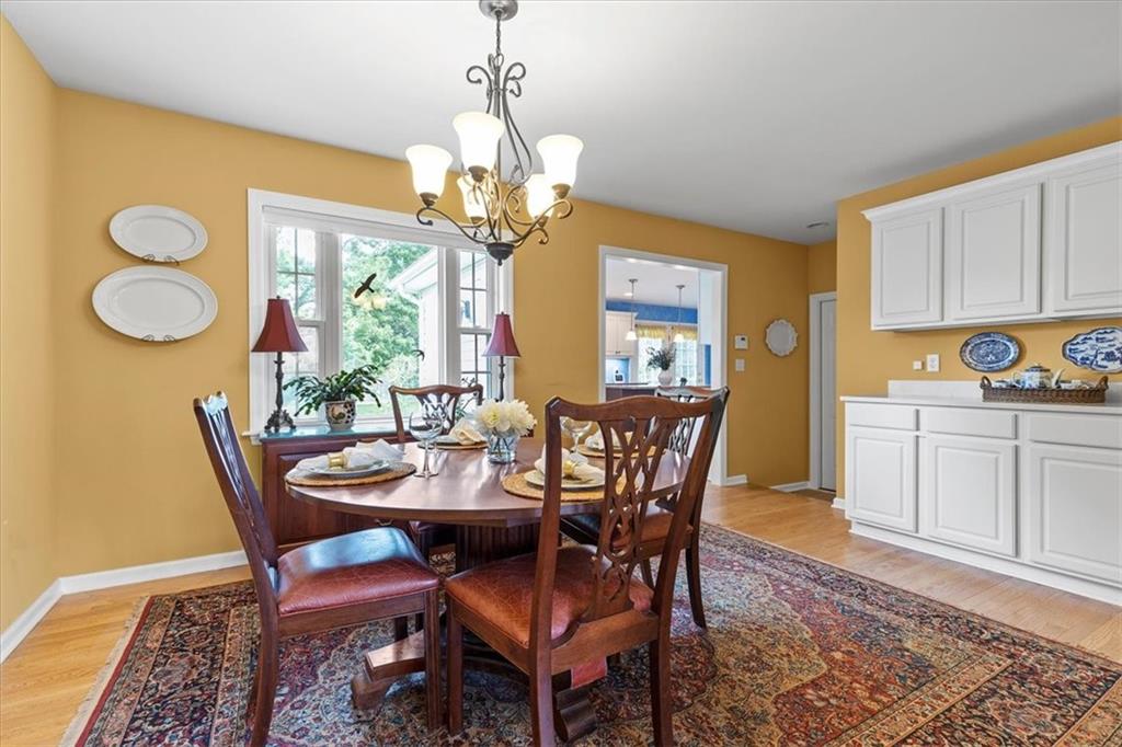 467 Dressel Road Allison Park, PA 15101 - Photo 12 of 35 Dining Room looking into Kitchen