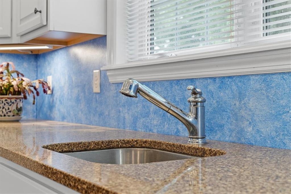 467 Dressel Road Allison Park, PA 15101 - Photo 23 of 35 Kitchen