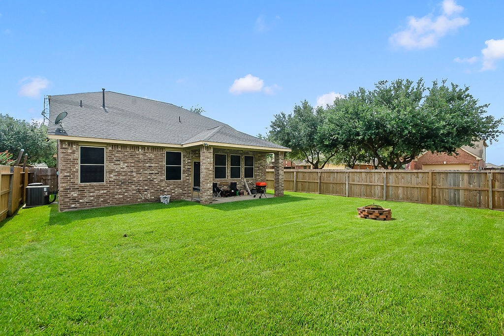 5201 Pale Sage Lane Rosharon, TX 77583 - Photo 2 of 40