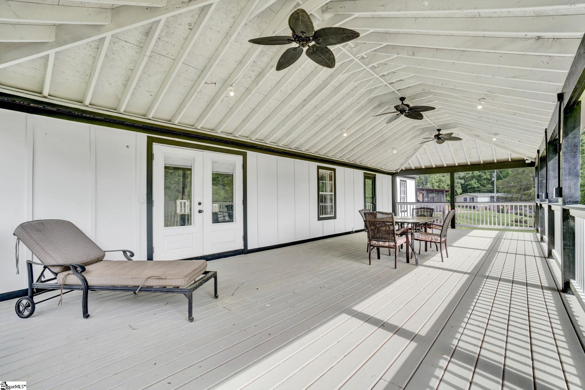 110 Stroup Court Waterloo, SC 29384 - Photo 7 of 40
