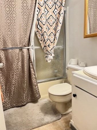60-62 Montrose Street Springfield, MA 01109 - Photo 5 of 5 Gallery Image 5