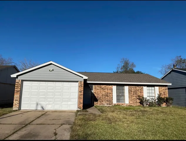 $205,000 | 4846 Court Road, Houston, TX 77053
