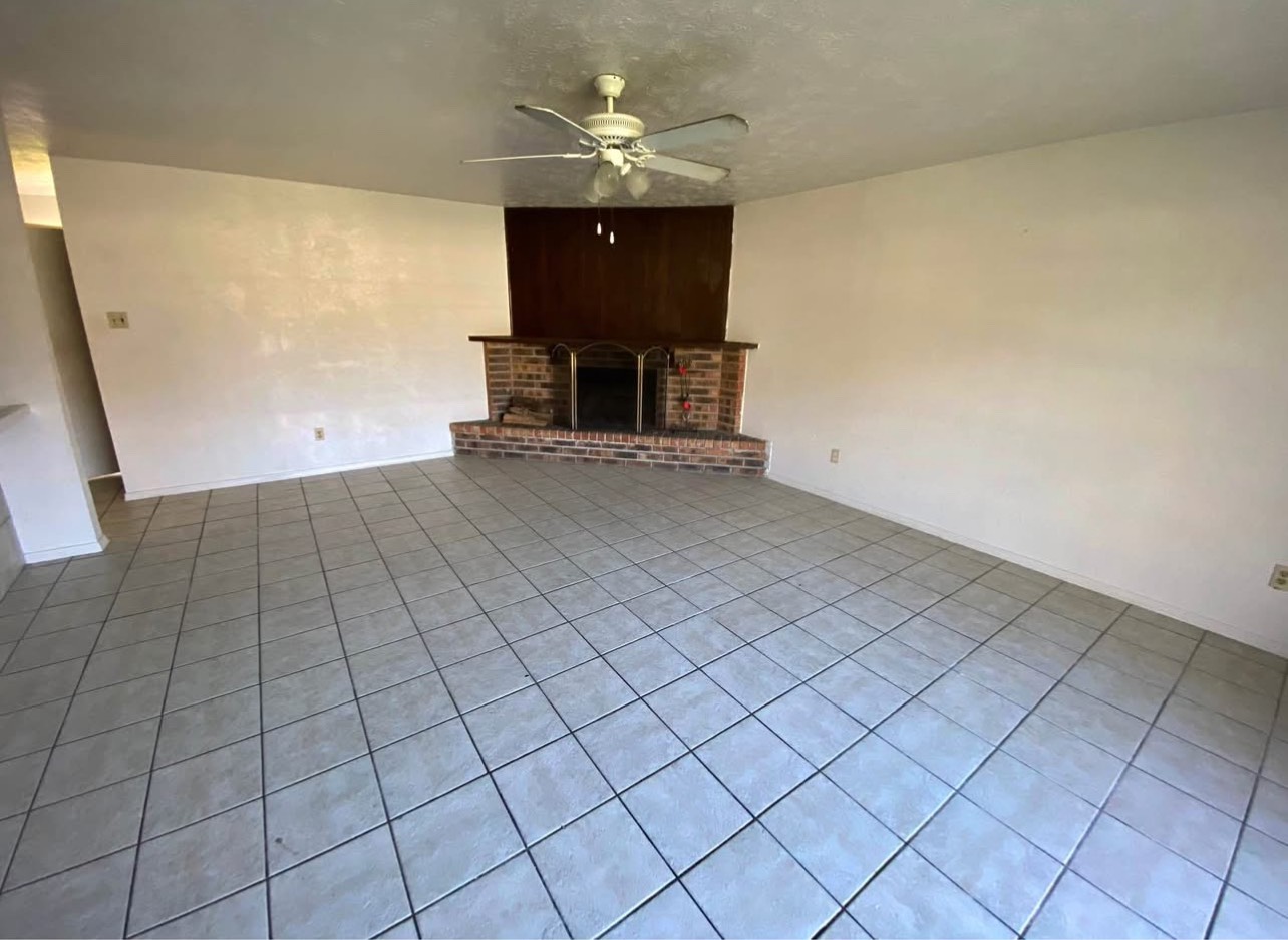 4846 Court Road Houston, TX 77053 - Photo 3 of 8