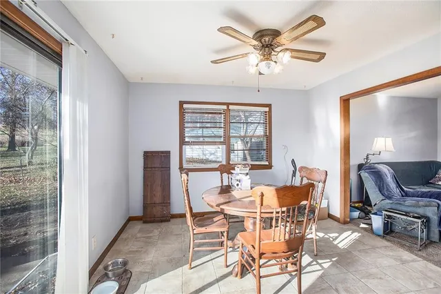 $185,000 | 327 Lincoln Drive, Gower, MO 64454