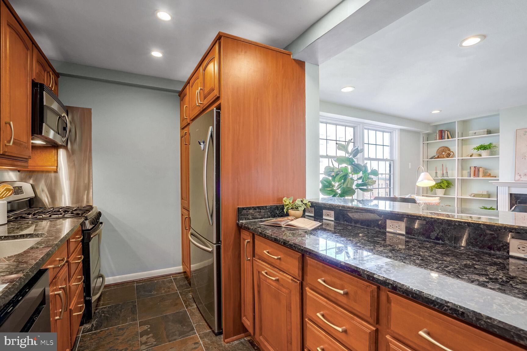 1880 Columbia Road Northwest, Unit 604 Washington, DC 20009 - Photo 10 of 26 Gallery Image 10