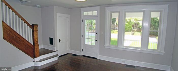 208 Pleasure Road Lancaster, PA 17601 - Photo 4 of 17 Gallery Image 4