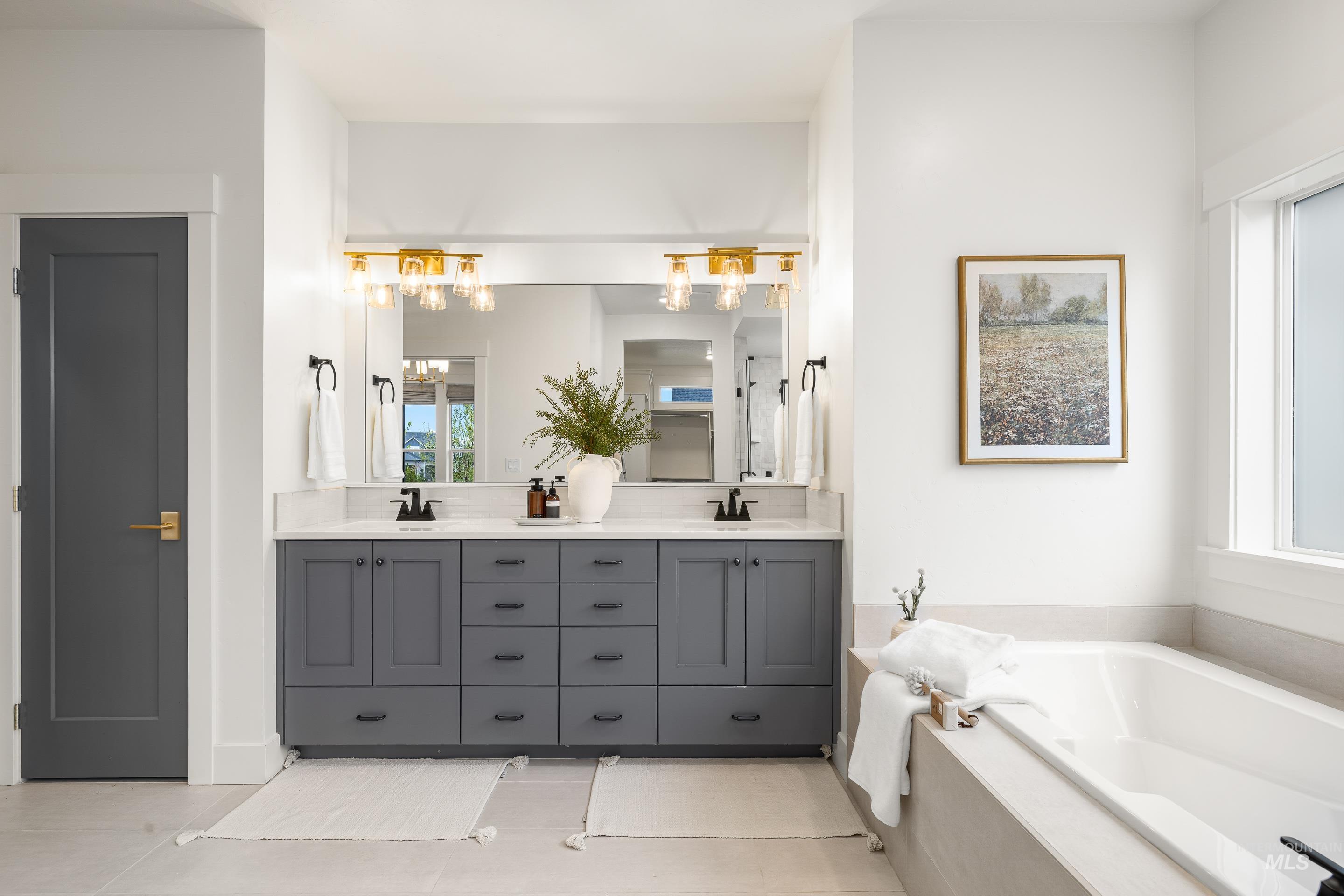 747 South Short Road Eagle, ID 83616 - Photo 26 of 48 Full bathroom with double vanity and a garden tub