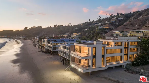 $16,500,000 | 22616 Pacific Coast Highway, Malibu, CA 90265
