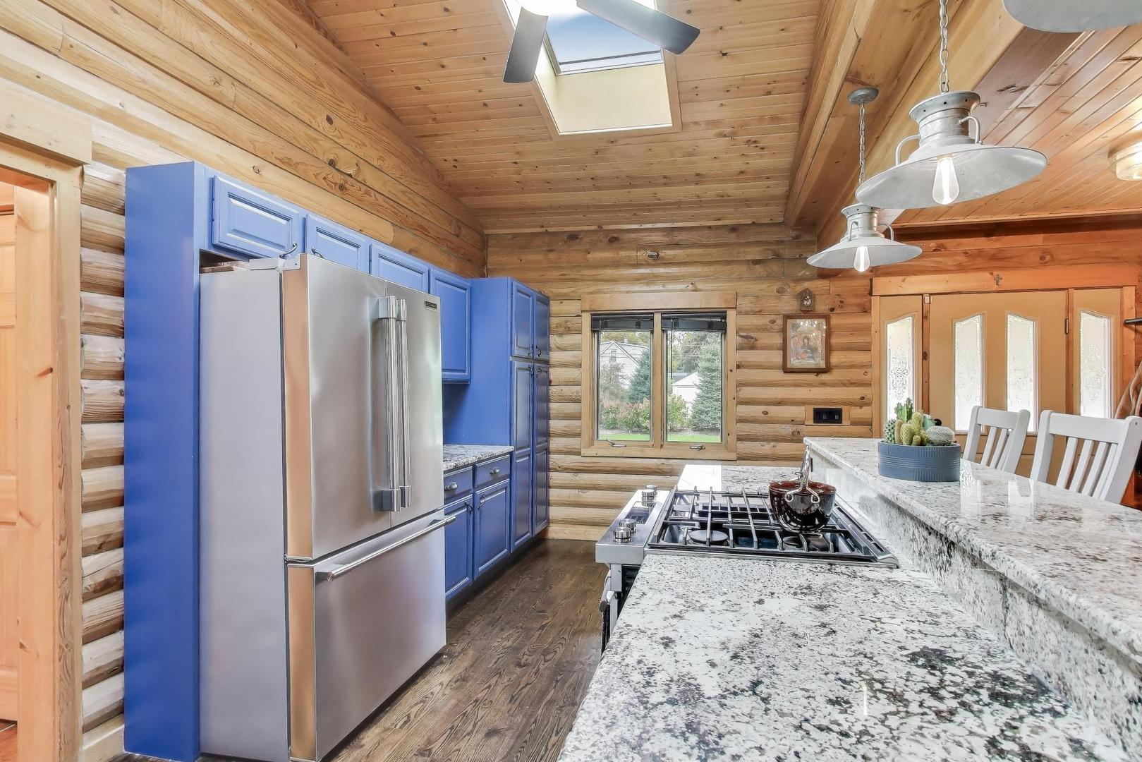 20473 North Plum Grove Road Palatine, IL 60074 - Photo 13 of 42