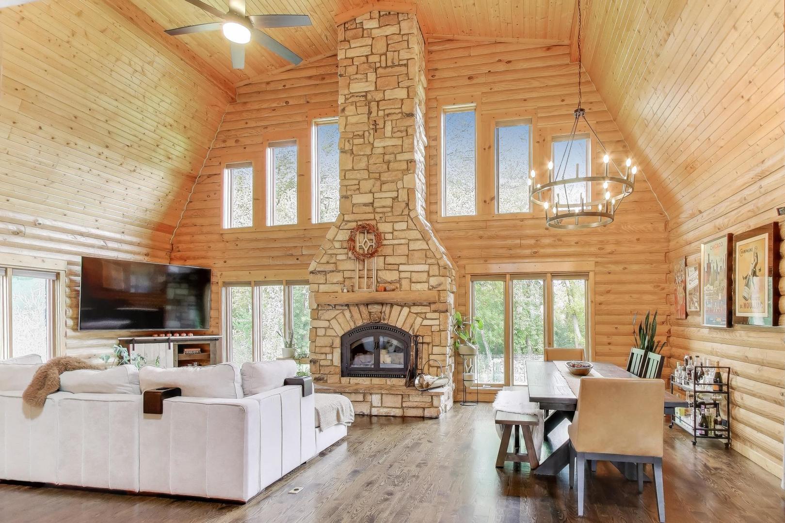 20473 North Plum Grove Road Palatine, IL 60074 - Photo 4 of 42