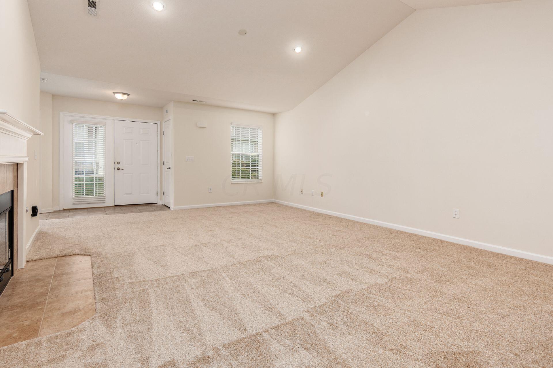 7965 Ravine Run Lane Columbus, OH 43235 - Photo 6 of 31 Great Room