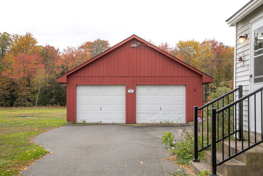 89 Whately Road Deerfield, MA 01373 - Photo 4 of 26 Gallery Image 4