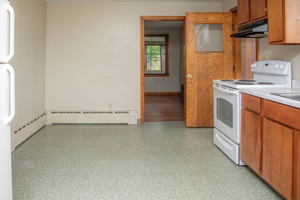 89 Whately Road Deerfield, MA 01373 - Photo 7 of 26 Gallery Image 7