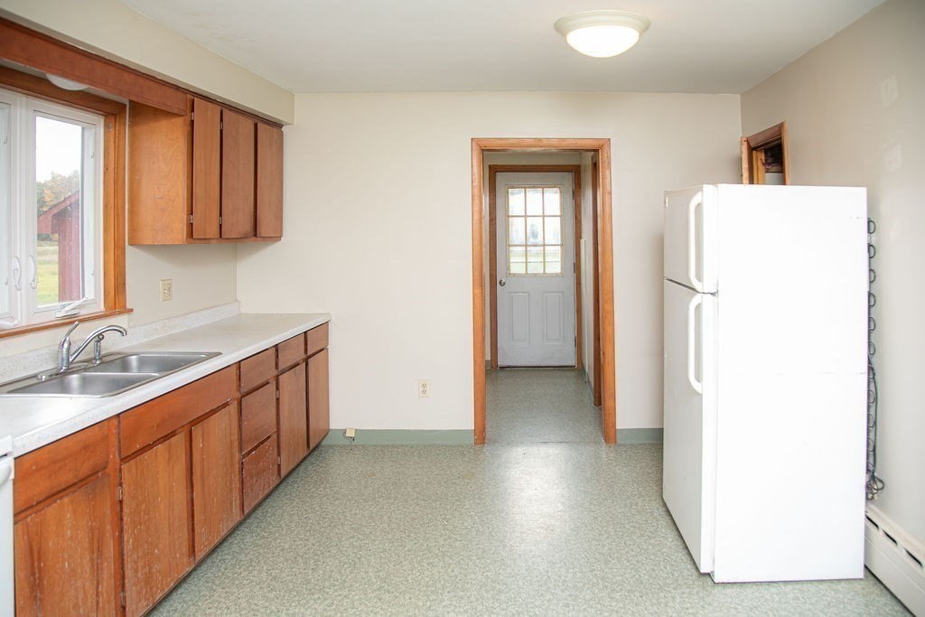 89 Whately Road Deerfield, MA 01373 - Photo 8 of 26 Gallery Image 8