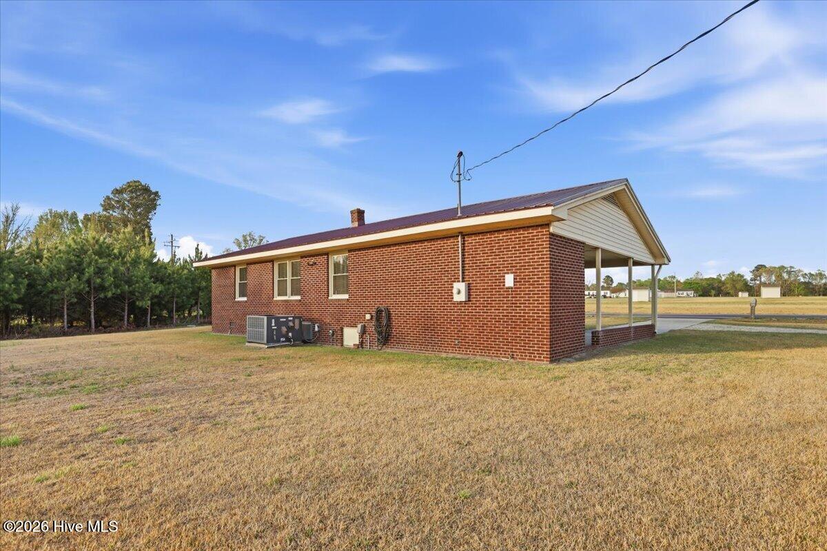 6353 Buffalo Road Selma, NC 27576 - Photo 4 of 26 04-6353 Buffalo Rd-4