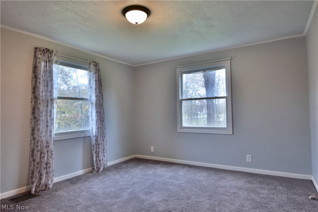 5985 Parkman Road Northwest Warren, OH 44481 - Photo 16 of 35 Gallery Image 16