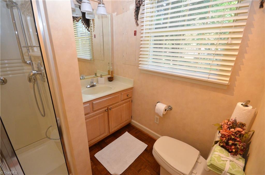 3925 Braddock Road High Point, NC 27265 - Photo 22 of 28 Gallery Image 22