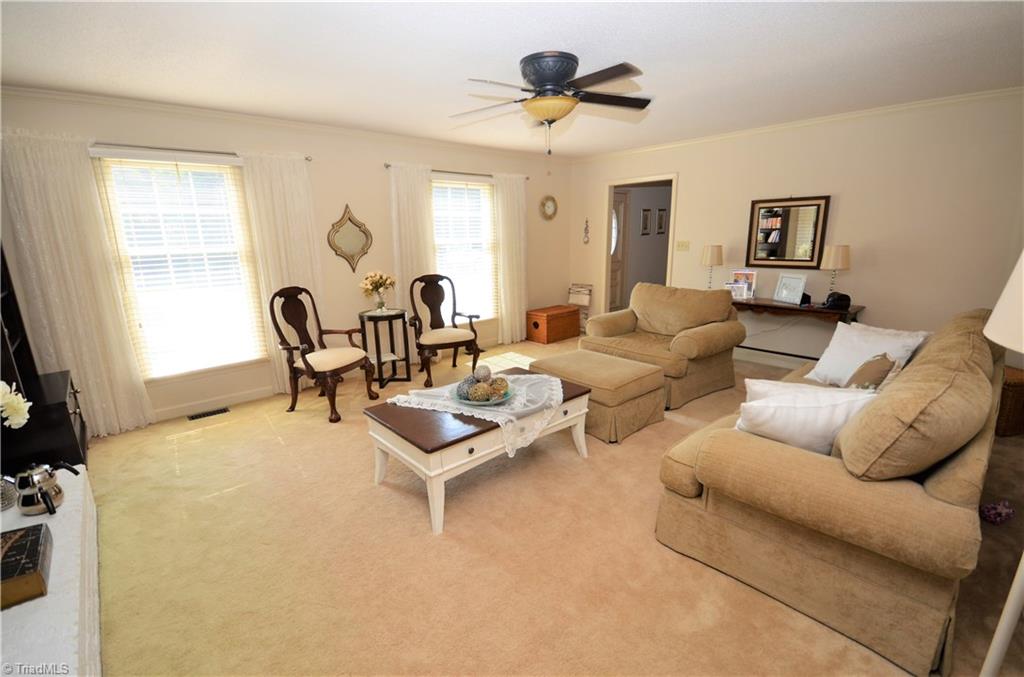 3925 Braddock Road High Point, NC 27265 - Photo 8 of 28 Gallery Image 8